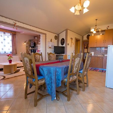 Apartment Hajdi Malinska Exteriér fotografie